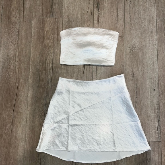 Satin white set mini skirt - bachelorette outfit - Picture 1 of 5